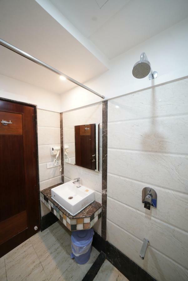 Square Inn Hotel,바라나시 외부 사진