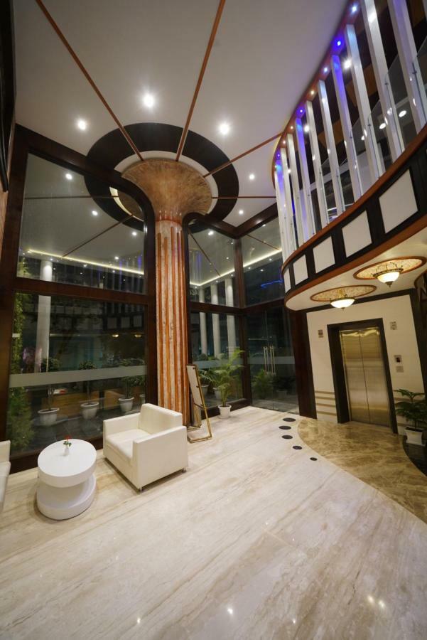 Square Inn Hotel,바라나시 외부 사진